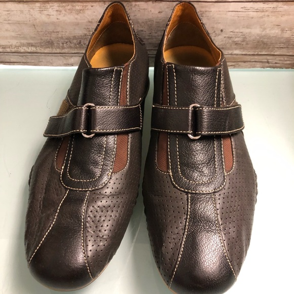 Cole Haan Sneakers 10 - Picture 2 of 8